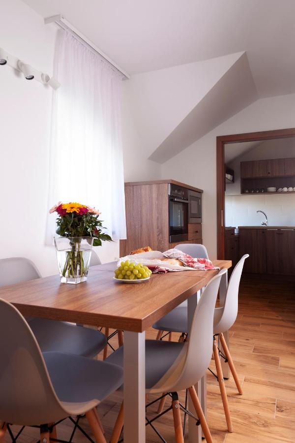 Hvt Comfort Apartments Mezőkövesd 外观 照片